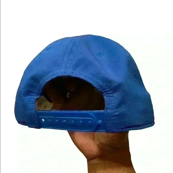 Men’s Under Armour Hat - Picture 4 of 4